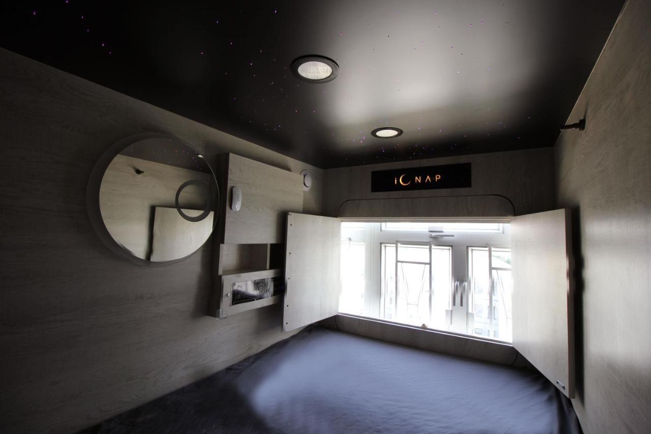 L'Etoile De Mer Mong Kok - Capsule Hotel Kowloon  Exterior foto